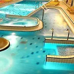 Morafeszek Vendeghaz 3*