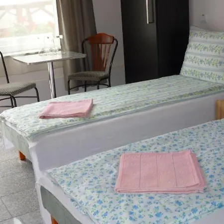 Guest house Morafeszek Vendeghaz *