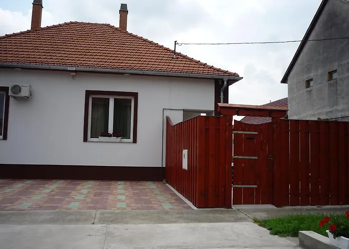 Mórafészek Mórahalom